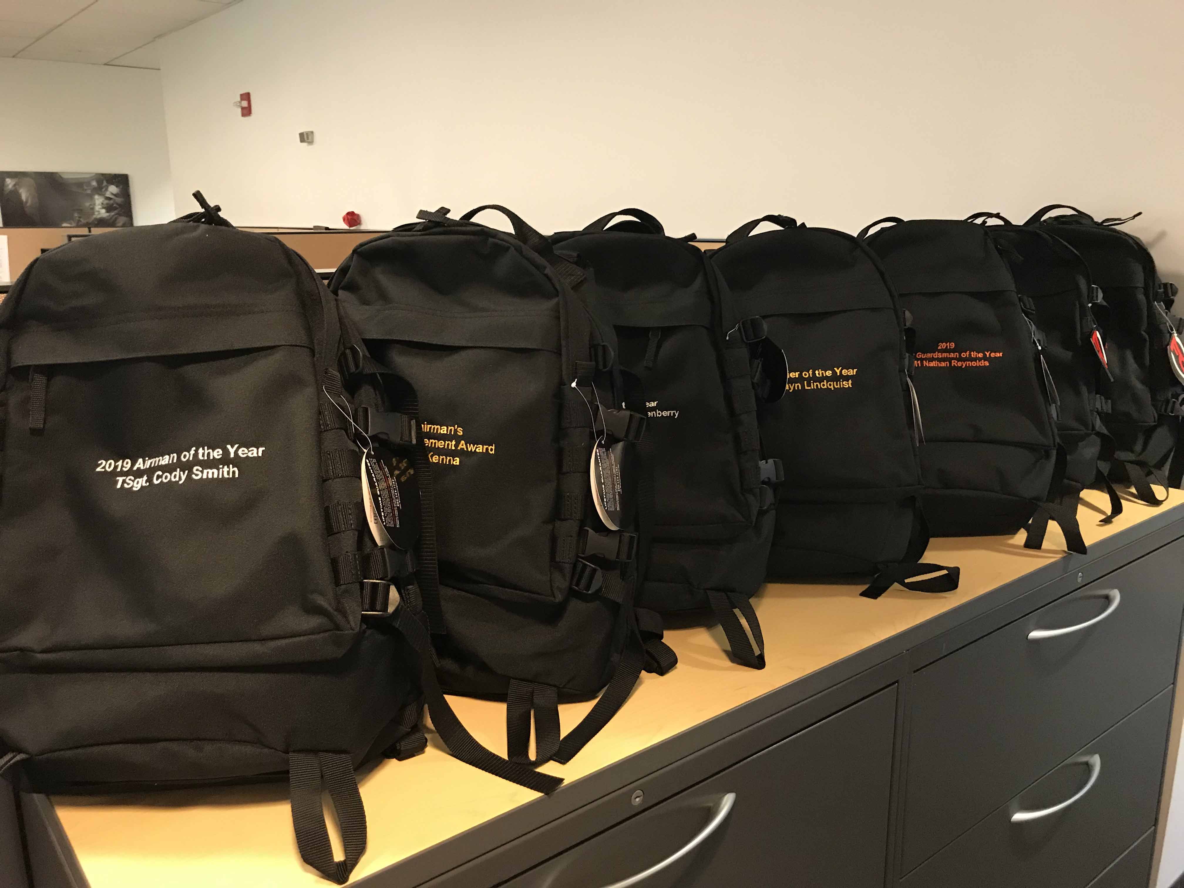 flying-circle-miitary-times-service-members-of-the-year-winners-bags.jpg